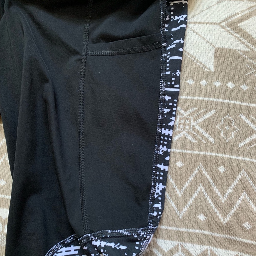Patterned leggings